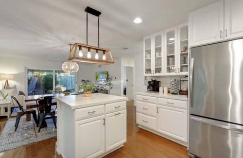 University City House | Beautiful 3-bedroom house in awesome San Diego with Peloton bike and a big yard