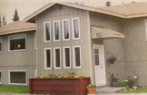 Soldotna Apartment | Beautiful 3 bedroom near the Kenai River!
