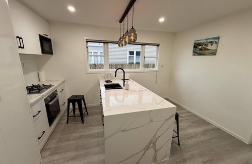 Trentham House | Beautiful 3-bedroom house in Upper Hutt Central