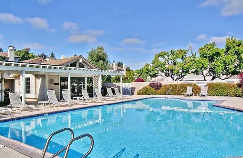 Carmel Valley House | Beautiful 3-bedroom townhome in San Diego Carmel Valley. Close to Beaches !