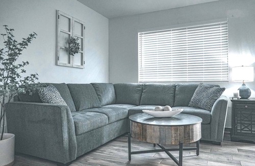 East Bakersfield Apartment | Beautiful 3 bedroom 2 bath Luxury Unit