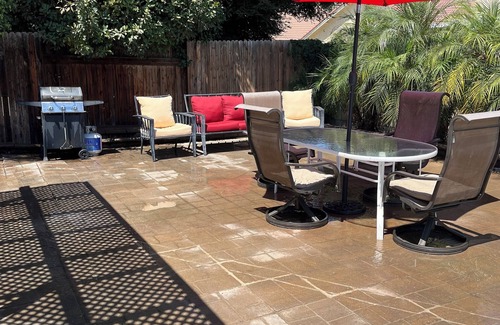 Pumpkin Center House | Beautiful 3-bedroom 2-baths with a pool and RV parking.