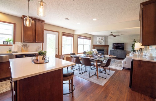 Plymouth House | Beautiful 3 bedroom townhome! A+ location