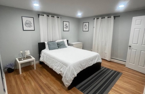 New Britain House | Beautiful 3-bedroom Only Minutes from West Hart, XL Center, Westfarms and More!