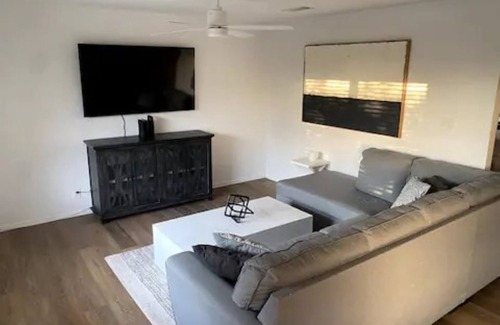 Leander House | Beautiful 3-bedroom vacation Home in fabulous Leander, TX near the lake.