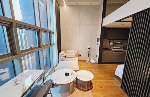 COEX Apartment | beautiful 3-Q bed apartment Samseong Station 3min