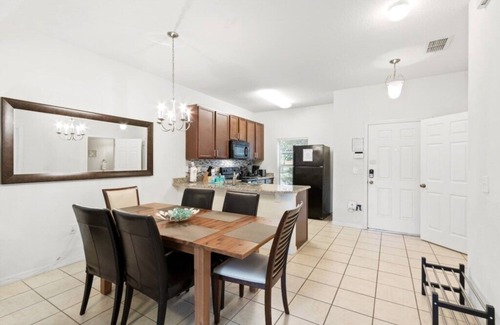 Kissimmee House | Beautiful 3BDR Townhome w/Private Pool & Resort Access