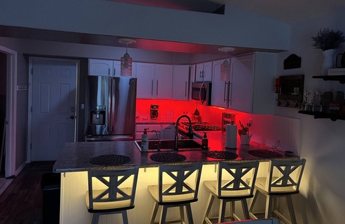Bullhead City House | Beautiful 3Bed/2 Ba Pool/Spa/RV-W/launch access/Snowbirds welcomed