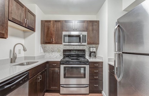 Back Bay Apartment | Beautiful 3BR 2BA Condo in back bay heart