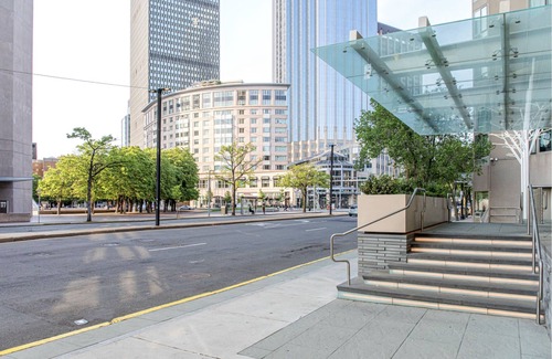 Back Bay Apartment | Beautiful 3BR 2BA Condo in back bay heart