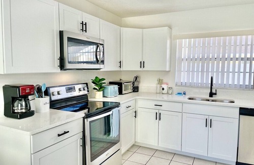 Indian Wells House | Beautiful 3BR House w/Private Pool near Disney