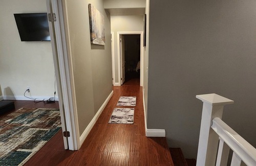 La Sierra House | Beautiful 3BR w/loft or 4BR, Home away from home