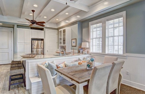 Cinnamon Shore Condo | Beautiful, 3rd-Fl, Pet-Friendly Condo@Cinnamon Shore w/Easy Amenity Access!