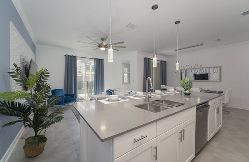 Davenport House | Beautiful 4/3 in championsgate + private heated pool 288