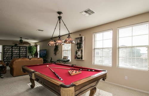 Eagle Bluff House | Beautiful 4-Bdrm w/Breathtaking Views!