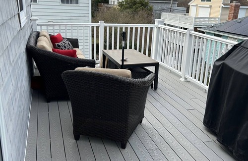 Dam Neck House | Beautiful 4-Bedroom, Renovated, Oasis in Croatan Beach