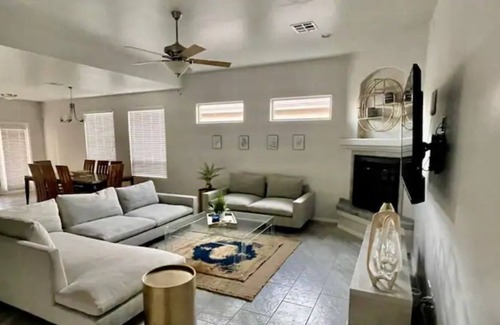 Santa Teresa House | Beautiful 4 Bedroom Home: Clean and Spacious