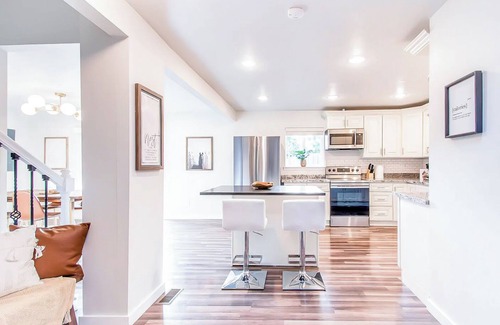 Judkins Park House | Beautiful 4-Bedroom Craftsman Home with Backyard Fire Pit