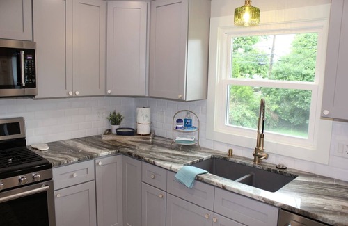 Lexington House | Beautiful 4-bedroom home, close to Downtown/UK