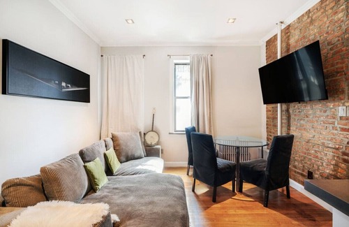 Little Italy Apartment | Beautiful 4 Bedroom in Lower East Side