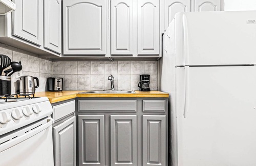 Garment District Apartment | Beautiful 4-Bedroom Loft by Times Square!