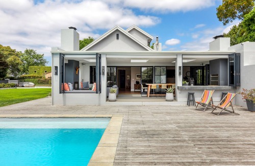Constantia House | Beautiful 4 bedroom home