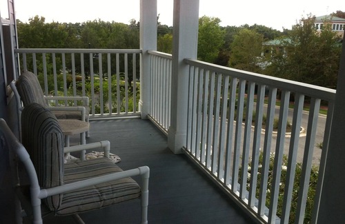 Gainesville House | Beautiful 4 BR 3.5 BA 5 minutes from the stadium, a mile from the Oaks Mall