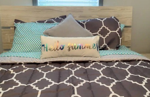 Church Street House | Beautiful 4BD RM Home Sleeps 12 w/Inground Pool Less Than 15Mins To Atl Airport