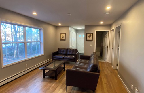 Forestdale House | Beautiful 4BR Lake Front House