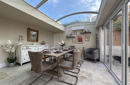 Montpellier House | Beautiful 5-Bed Regency Home in Montpellier