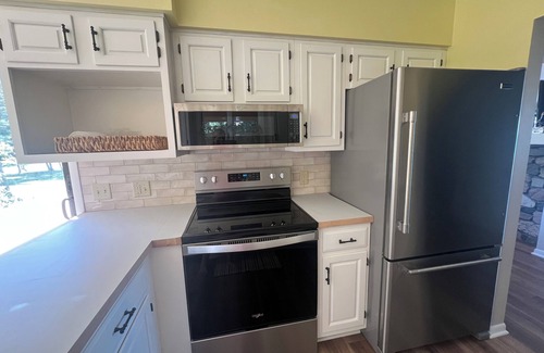 Pigeon House | Beautiful 5-bedroom beach house on North Shore of Sand Point, near Caseville MI