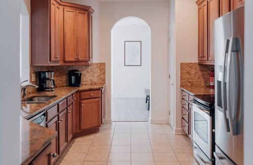 Sun Ridge House | Beautiful 5 Bedroom House at Beautiful Bayside Resort - 8 min walk to pool!