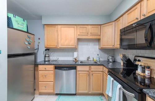 Hilton Head Island Condo | Beautiful 5 Star condo in tropical oasis- Perfect location! S Forest Beach!