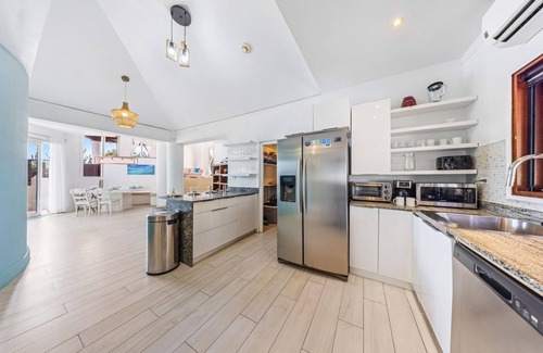 Alto Vista Villa | Beautiful 5BR Villa *Zen*Nature*Views*BBQ*BathTub*