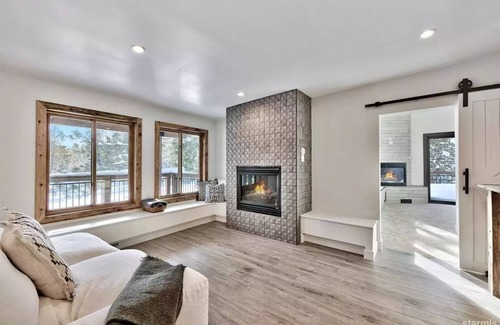 Tahoe Keys Villa | Beautiful 6 bdrm home in Tahoe Keys on lagoon
