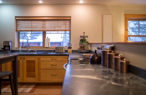Lake Placid Condo | Beautiful 6-bed, 4.5-bath with private outdoor space. 5min walk to Main Street.