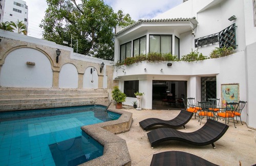 Bocagrande House | Beautiful 6 Bedroom Mansion in Bocagrande