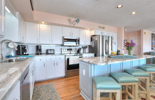 Holden Beach House | BEAUTIFUL 6 BR OCEANFRONT HOME WITH PRIVATE HEATABLE SALTWATER POOL.
