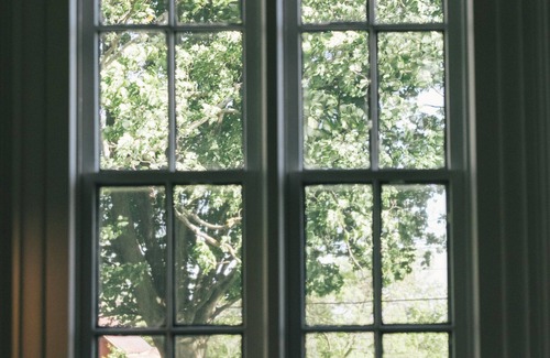 Bongard House | Beautiful 7BR Country Farmhouse with Yoga Studio