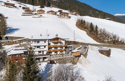 Hippach-Schwendberg Apartment | Beautiful apartment close to the ski area