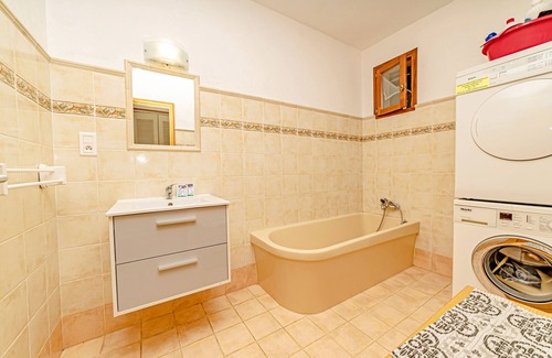 Le Bar-sur-Loup Bed & Breakfast | BEAUTIFUL ACCOMODATION ON AGRITOURISME NEAR NICE ANTIBES CANNES