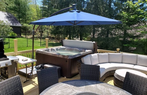 Day House | Beautiful Adirondack Home on Great Sacandaga Lake with Private Lakefront