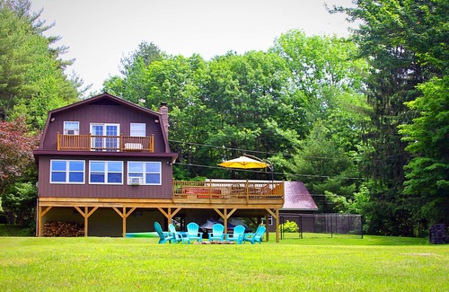 Day House | Beautiful Adirondack Home on Great Sacandaga Lake with Private Lakefront