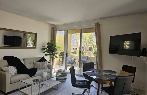 Indian Wells Condo | BEAUTIFUL, AFFORDABLE INDIAN WELLS CONDO, HEATED POOLS AND SECURITY GATE STAFFED