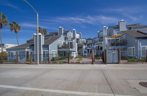 Townsite Condo | Beautiful and calming place at the beach