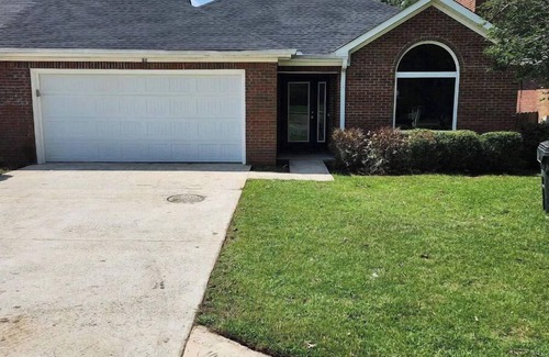 Warner Robins House | Beautiful and Comfortable Vacation Home at Warner Robins, Georgia