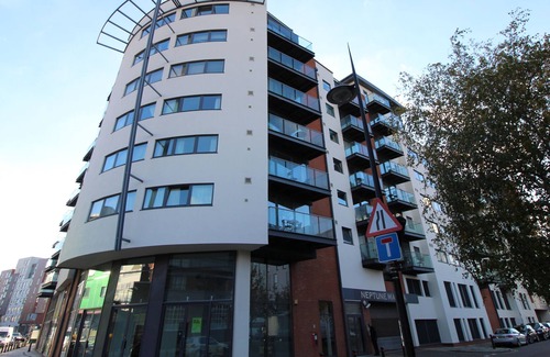 Ipswich Apartment | Beautiful and spacious waterfront apartment.