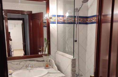 Gijon City Centre Condo | Beautiful and spacious apartment in the center