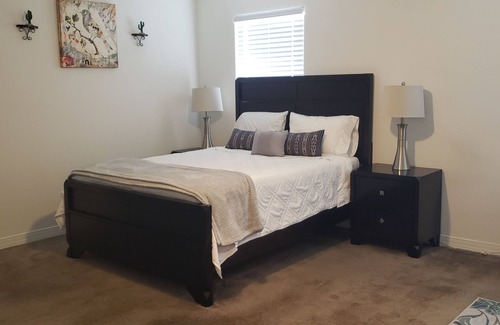 Canyon Trails House | Beautiful and Spacious 5-bedroom home in Goodyear, Az! right by the I-10 and 303