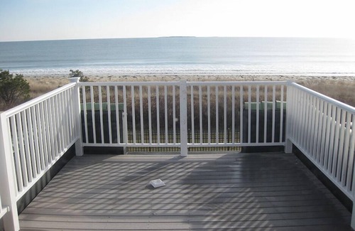 Old Orchard Beach Villa | Beautiful and Spacious Ocean Front Spanish Villa Mansion